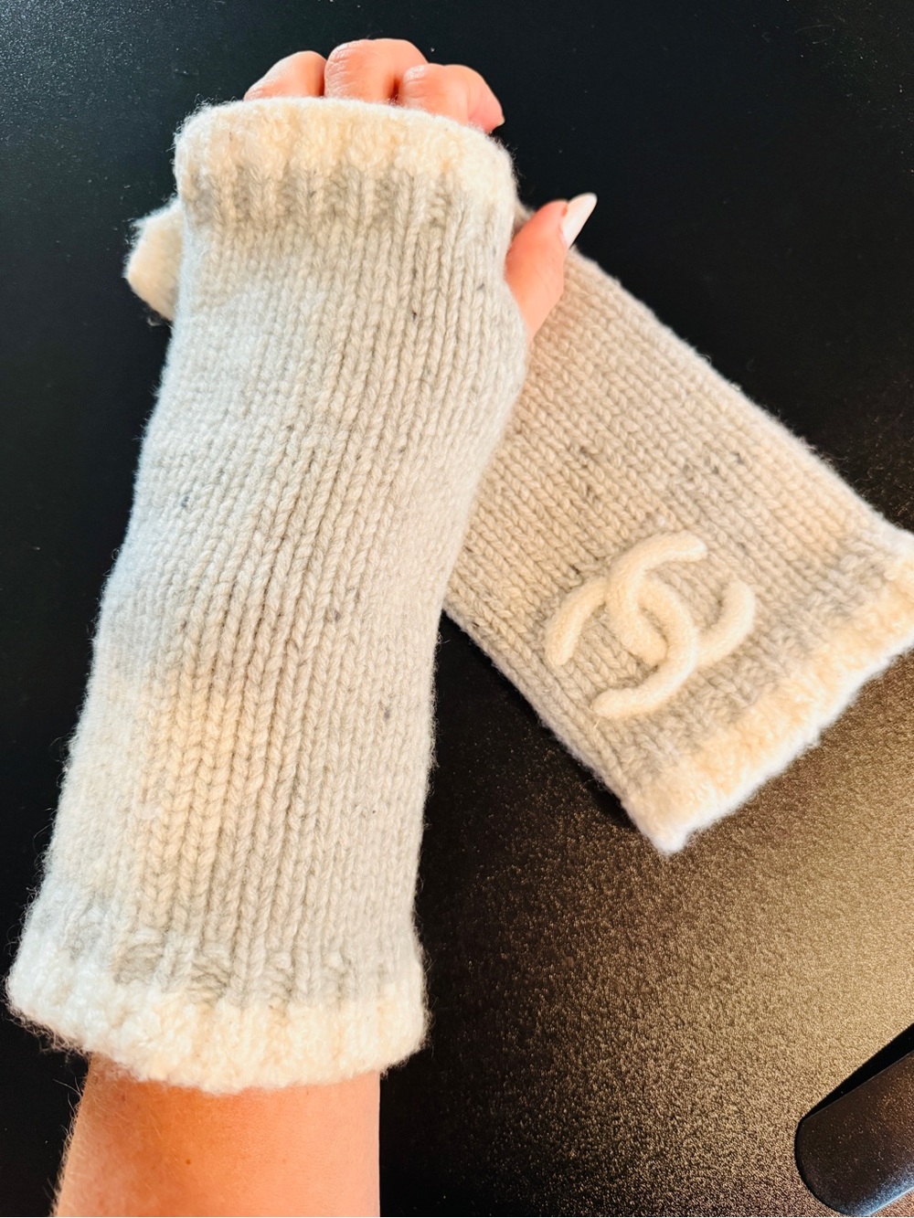 Authentic CHANEL Fingerless Gloves - Picture 2 of 6